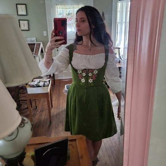 Welcome to MaryMae's VTG Closet ❣ - Picture 11 of 14